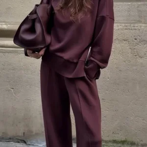 Trendy comfortabele dames set met gestructureerde sweater en broek