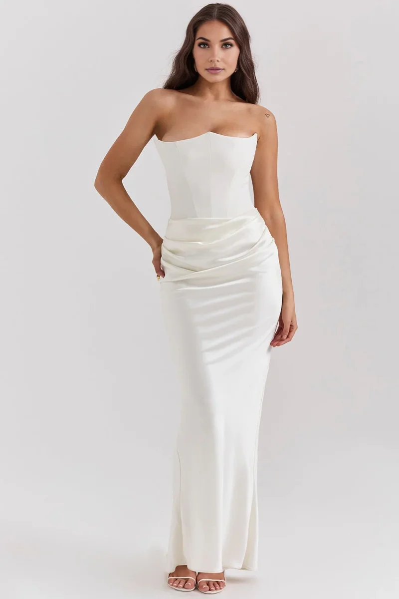 Abriana | Luxe Strapless Satijnen Galajurk - Afbeelding 7