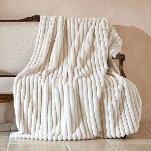 Luxe Noordse Plafonddeken van Polyester – Warmte, Comfort en Stressvermindering in Diverse Maten