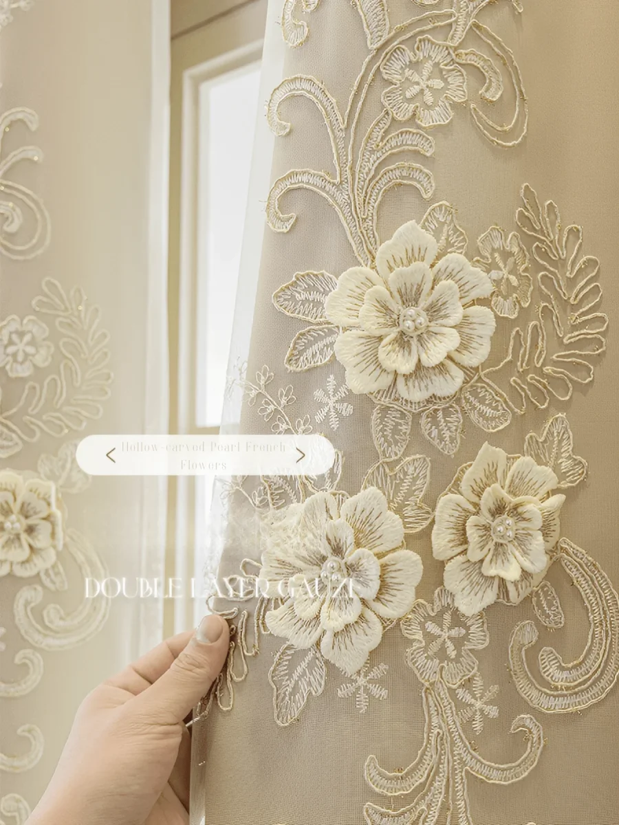 Luxe Verduisterende Gordijnen met 3D Bloemenborduurwerk – Crème Fluweel Raamdecoratie voor Optimale Lichtblokkering - Afbeelding 7