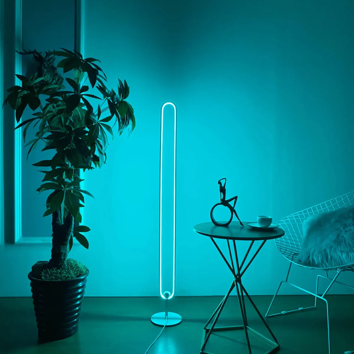 Infinity Staande LED Vloerlamp voor Elegante Interieurs - Afbeelding 9